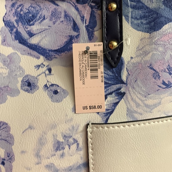 Brand new Victoria Secret Large Tote bag - Picture 7 of 8